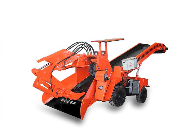 永力通履帶扒渣機，爬坡過坎不費力