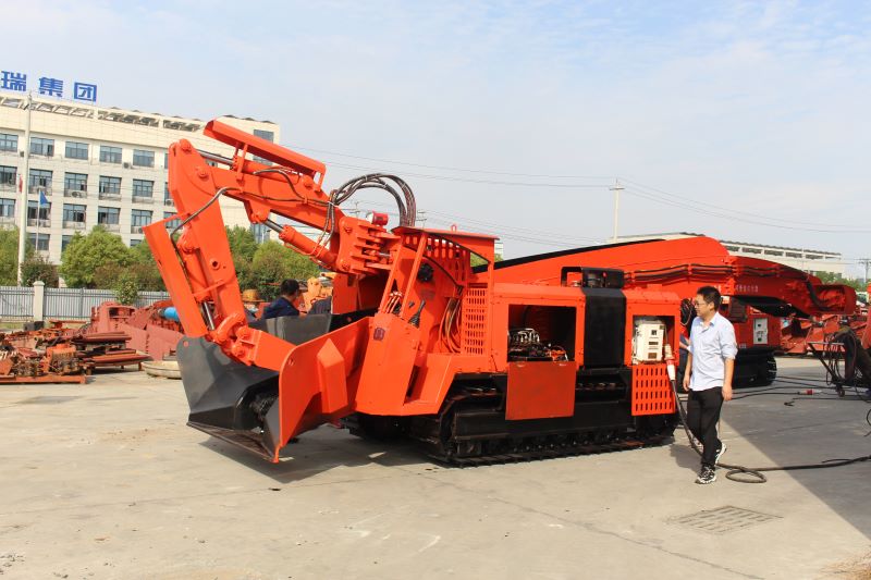 襄陽(yáng)永力通，占地5萬(wàn)平，礦用扒渣機(jī)實(shí)力廠家