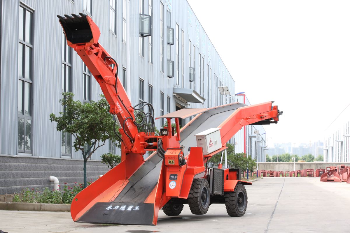 永力通小型扒渣機，配件通用性強，好修好換